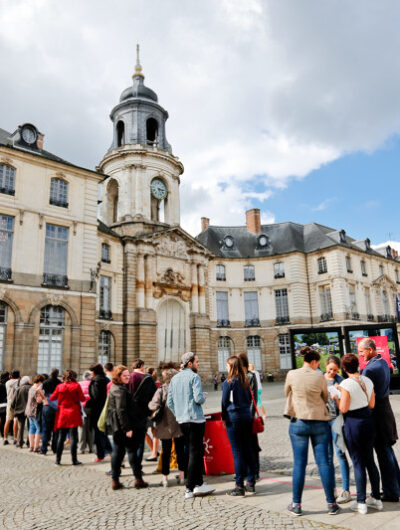 hotel-de-ville-jm-1-jpg-800px-3192