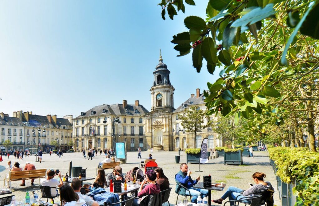 place-de-la-mairie-franck-hamon-1200x800-30490