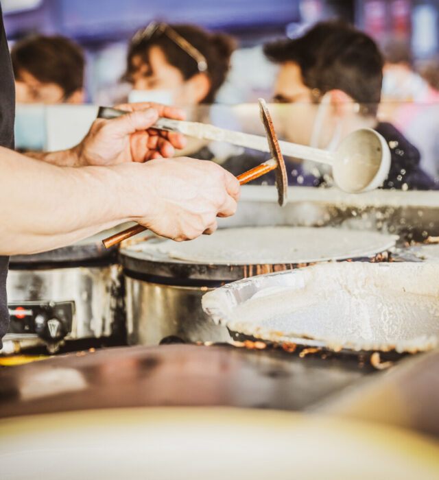preparation-de-la-galette-de-ble-noir-julien-mignot-22371-1600px-30491