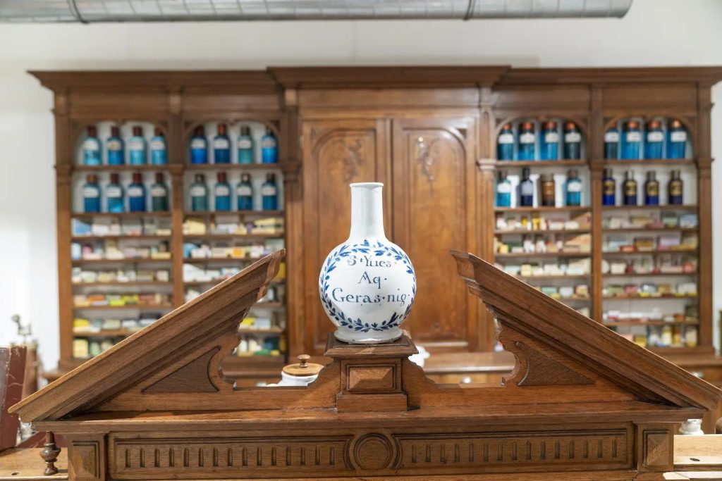 medicaments-patrimoine-hospitalier-32879